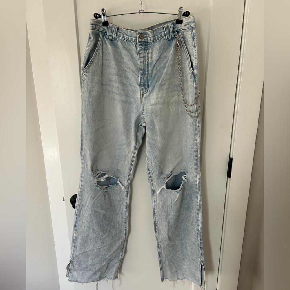KanCan Light Wash Distressed 90s Relaxed Jeans